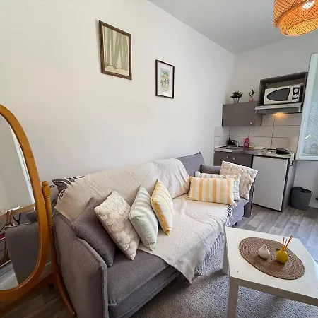 Cosy Parking * Margny-les-Compiegne